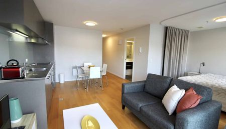 Modern 1 Bedroom Apartment - FURNISHED - Photo 5