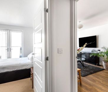 16, Trobridge Parade, Grahame Park Way, London, NW9 - Photo 5