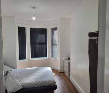 1 Bed Flat, Salisbury Road, RG30 - Photo 3