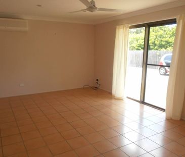 3 Bedroom Brick Available in Central Bargara - Photo 3