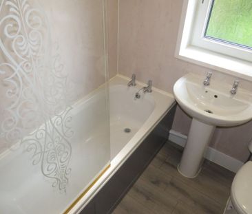 Whiteley Avenue - Photo 3