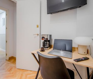 Avenida Felipe II, Madrid, Community of Madrid 28009 - Photo 3