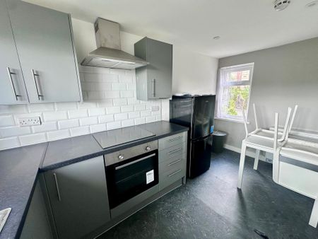 1 bedroom flat to rent - Photo 3