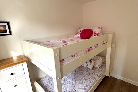 Dairy Court - Photo 4