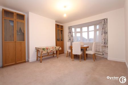 Green Lane, Edgware, HA8 - Photo 3