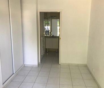 Location Appartement 2 pièces 26m² - Photo 2