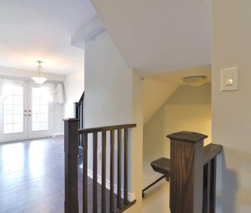 For Lease - 3062 Gardenia Gate, Oakville, Ontario - Photo 4