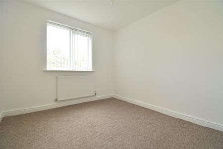 Park View, Gorton Street, Kinsley, Pontefract - Photo 2