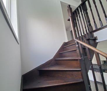 For Lease - 87 Pearcey Crescent, Barrie, Ontario - Photo 2