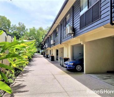 2 BEDROOM : 2 BATHROOM : UNFURNISHED : CLOSE TO TOWN & BEACH - Photo 1