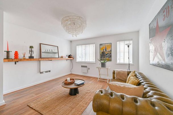 2 bedroom house to rent - Photo 1