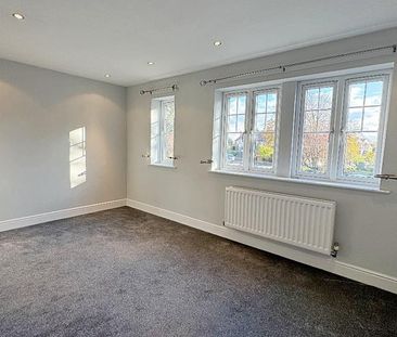 4 bedroom terraced house to rent - Photo 1