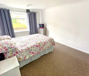 2 bedroom maisonette to rent - Photo 3