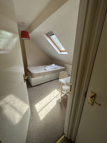 6 Bed Terraced House, Horfield Road, BS2 - Photo 3