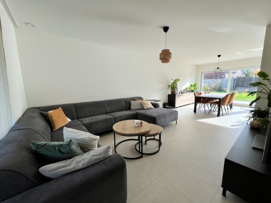 BEN woning met 3 slaapkamers, carport en zuidgerichte tuin - Photo 1