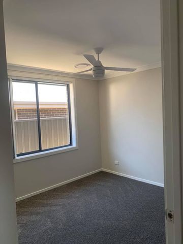 Beautiful Modern Home! - Photo 3