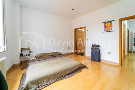 2 bedroom penthouse to rent - Photo 3