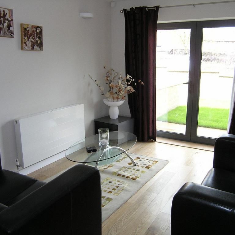 4 bedroom house to rent - Photo 1