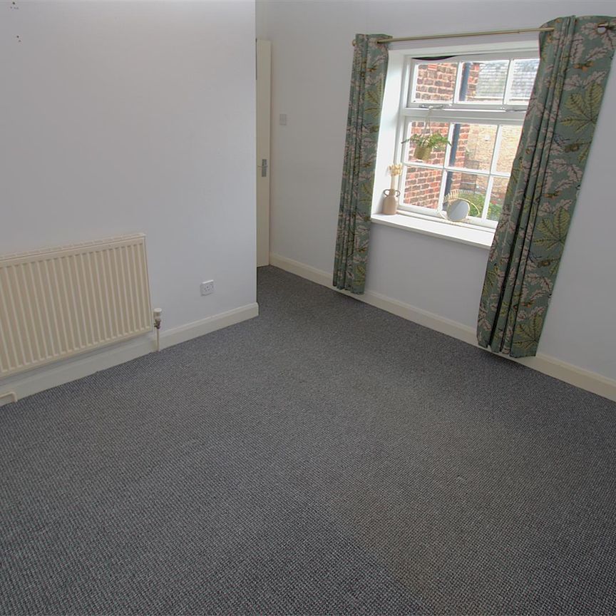 140-142 Whetstone Lane, Birkenhead, CH41 - Photo 1