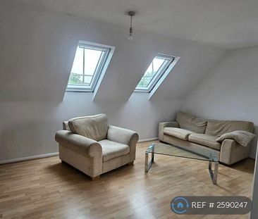 2 bedroom flat to rent - Photo 2