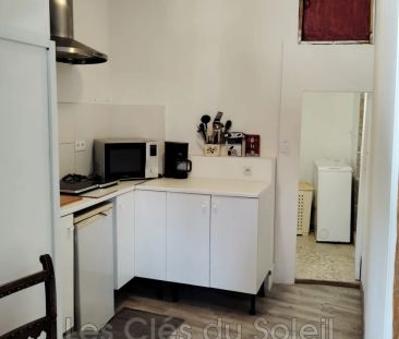 Location appartement studio 45 m² Toulon - Photo 1