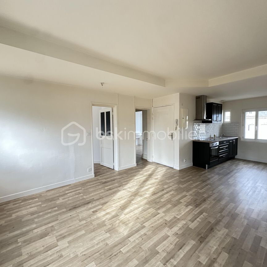 Appartement de 60 m² à Chatellerault - Photo 1