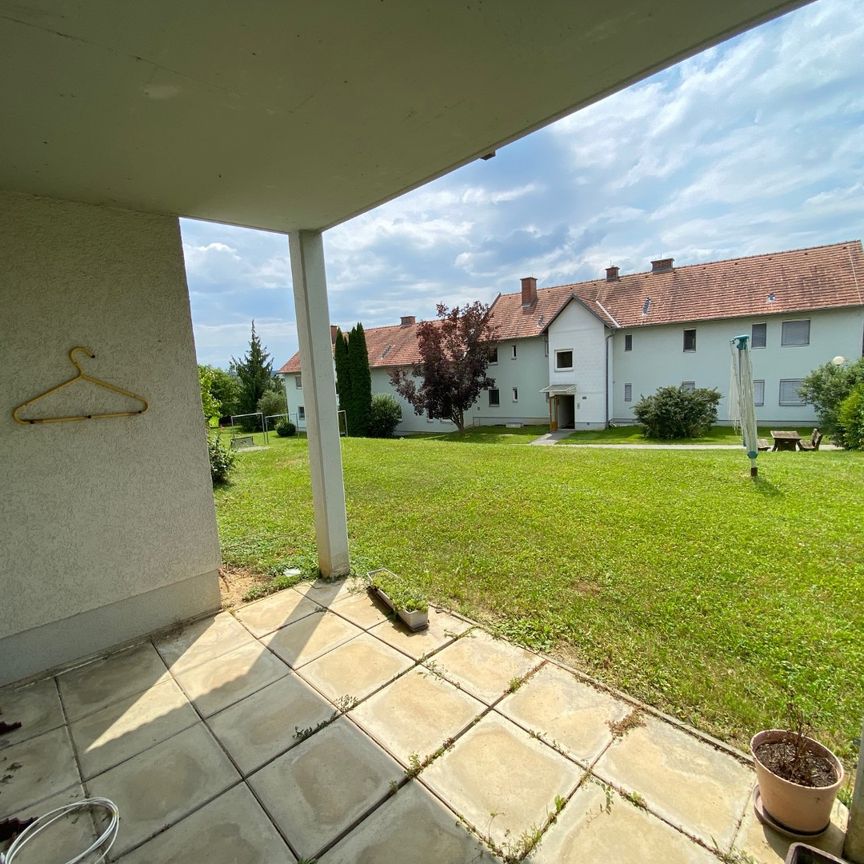 Günstige Singlewohnung im Erdgeschoss mit Küche zu vermieten - Photo 1