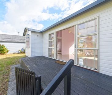 3 bedroom+1 Utility Mt Wellington - Photo 6