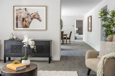 Spacious Urban Living - Photo 3