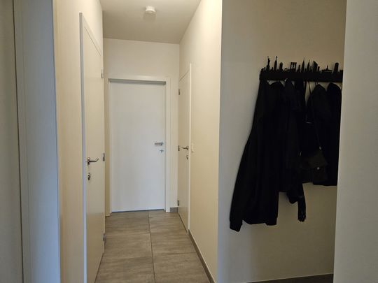 Appartement met 2/3 slaapkamers, terras en 2 staanplaatsen - Foto 1