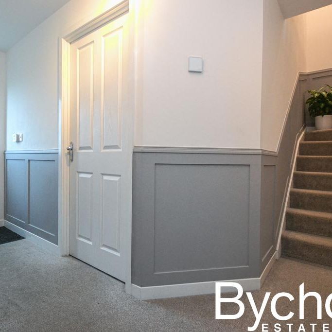 4 bedroom detached house to rent - Photo 1