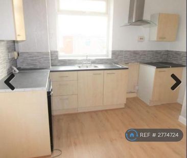 2 bedroom maisonette to rent - Photo 4
