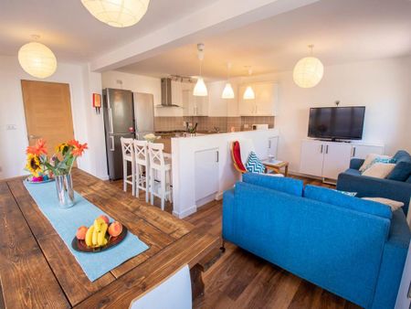 8 bedroom house to rent - Photo 3