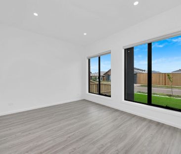 Brand New Family Home for Rent in Wollert - Photo 1