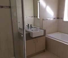 THREE BEDROOM HOUSE - Photo 3