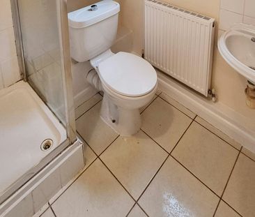 Flat to rent on - Photo 5