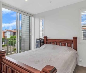 Centre of Albany living - Photo 3