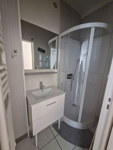 Location Appartement 2 pièces 36m² - Photo 3