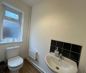 Guildford Road, Salford - Photo 2