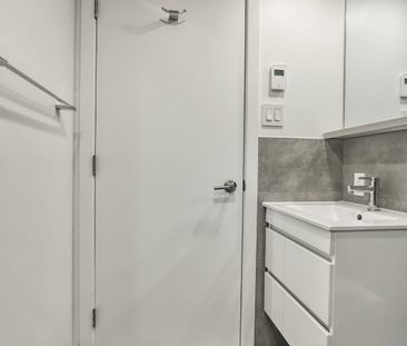 3460 Peel Street - Photo 4