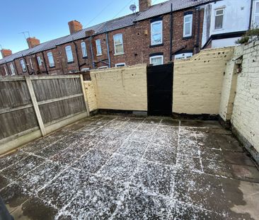 3 Bed Terraced House, Kipling Avenue, CH42 - Photo 2