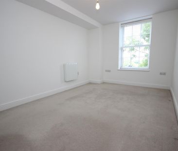 2 bed Flat for let - Photo 4