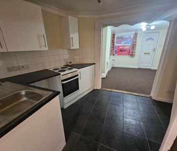 2 bedroom terraced house to rent - Photo 6