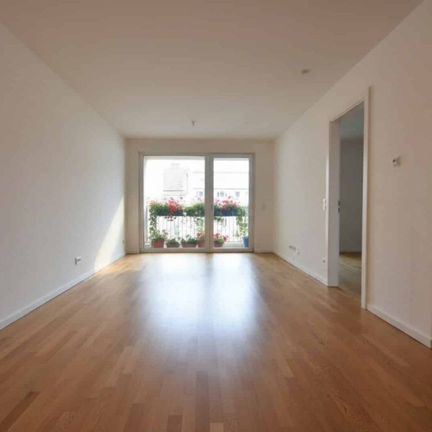 Ruhelage: Schöne 2-Zimmer-Wohnung mit Loggia in Augartennähe - Photo 1