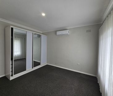 7 Mulqueeny Street - Photo 4