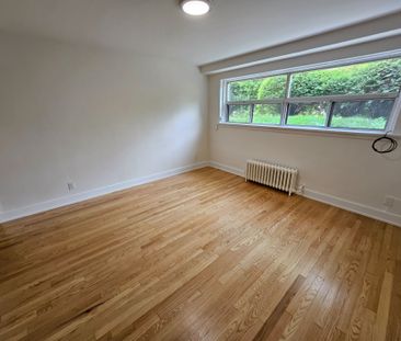 For Lease - 450 Arlington Avenue Unit# 1, Toronto, Ontario - Photo 2