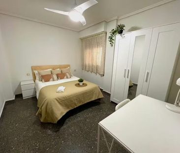 Carrer de l'Esperança, Valencia, Valencian Community 46035 - Photo 2