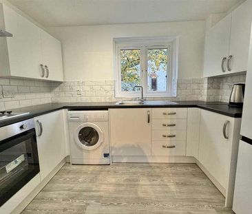 Community Road, Greenford, UB6 - Photo 4