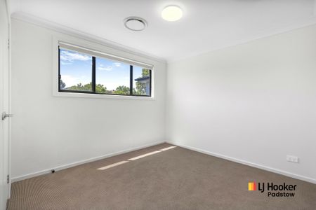 Sun-filled, Modern Family Home in Prime Panania - Photo 2