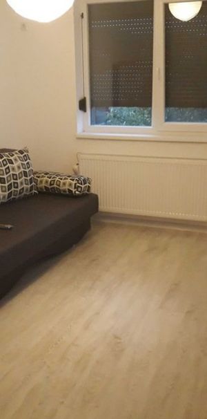 Apartament o camera zona Dambovita - Photo 1